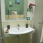 Alojamento de Acomodação e Pequeno-almoço La Fontana De Li Papi