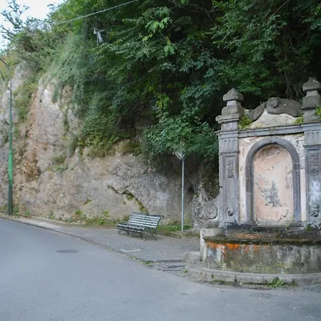 La Fontana De Li Papi Cava deʼ Tirreni